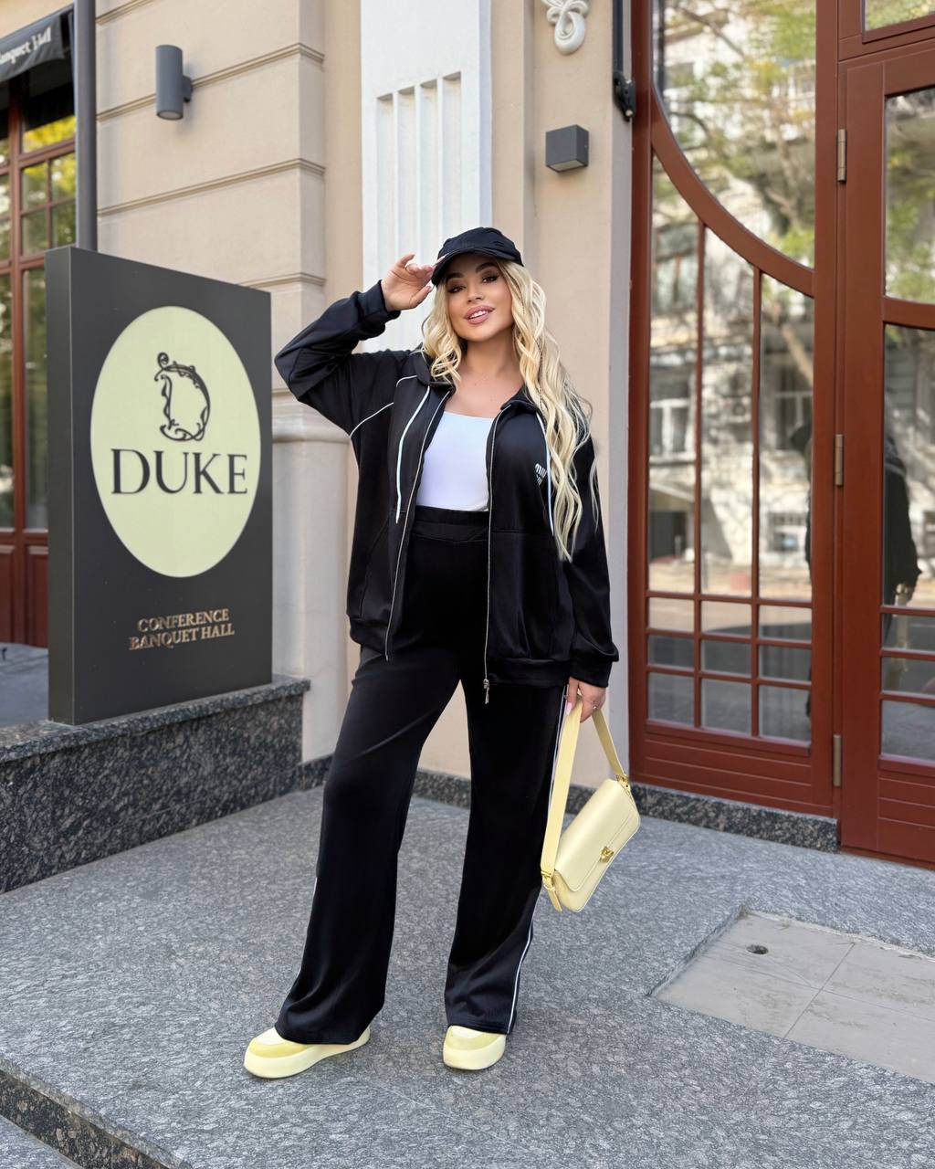 Костюм 16092502